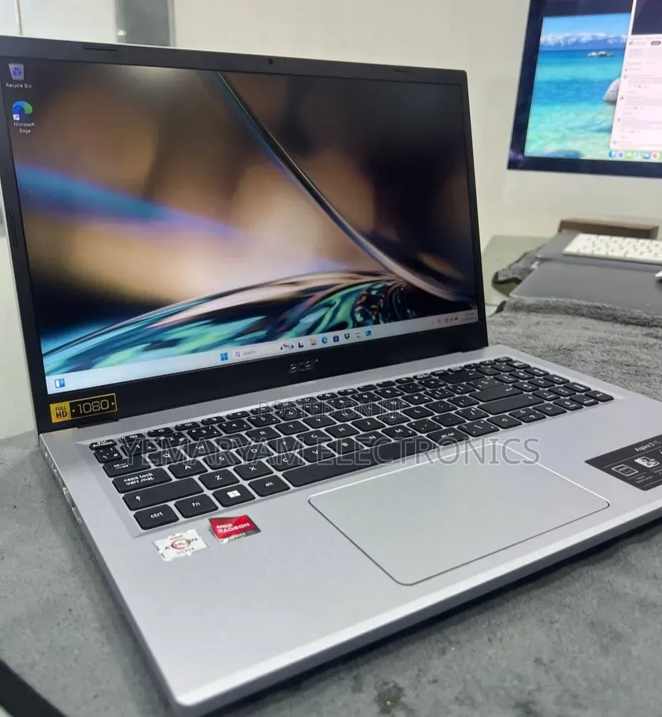 New Laptop Acer Aspire 3 8GB SSD 256GB