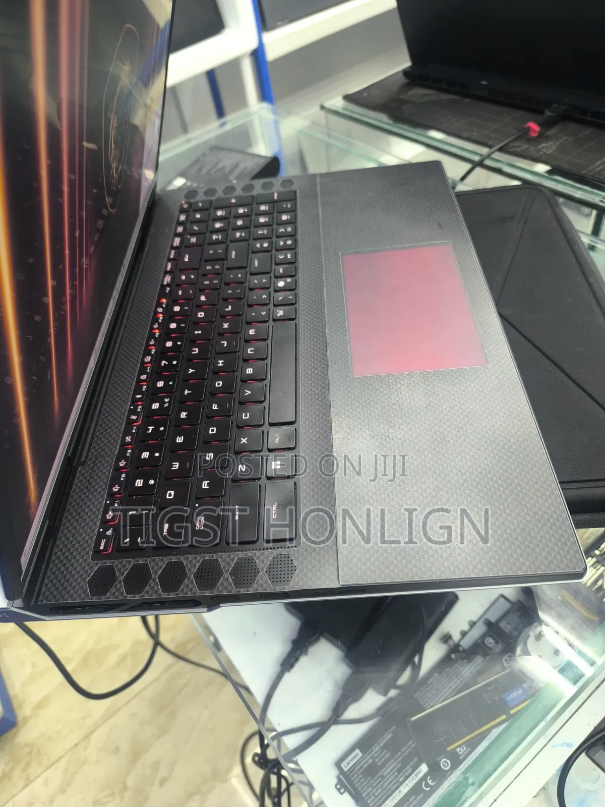 New Laptop MSI Vector 16 HX AI A2XWIG 32GB Intel Core Ultra 9 SSD 2T