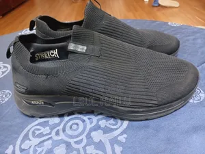 SKECHERS. Size 45.5