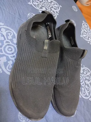 SKECHERS. Size 45.5