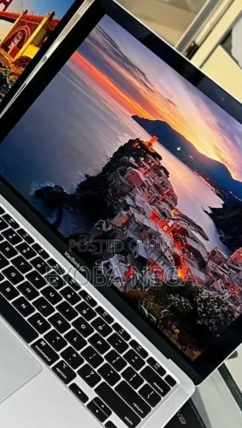 New Laptop Apple MacBook Air 2020 M1 16GB Apple M1 SSD 512GB