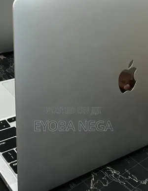 New Laptop Apple MacBook Air 2020 M1 16GB Apple M1 SSD 512GB