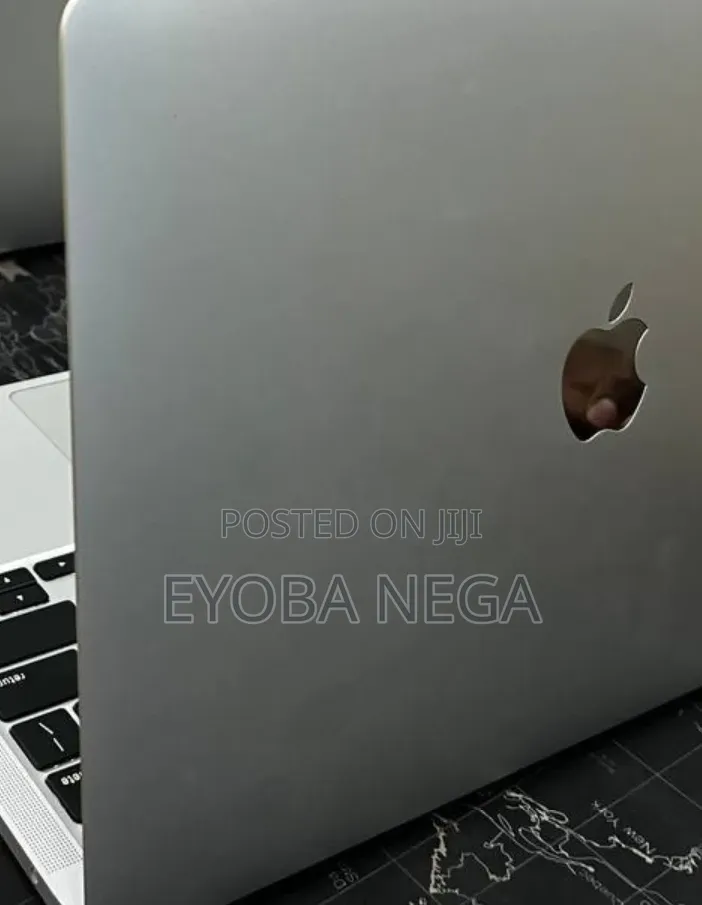 New Laptop Apple MacBook Air 2020 M1 16GB Apple M1 SSD 512GB