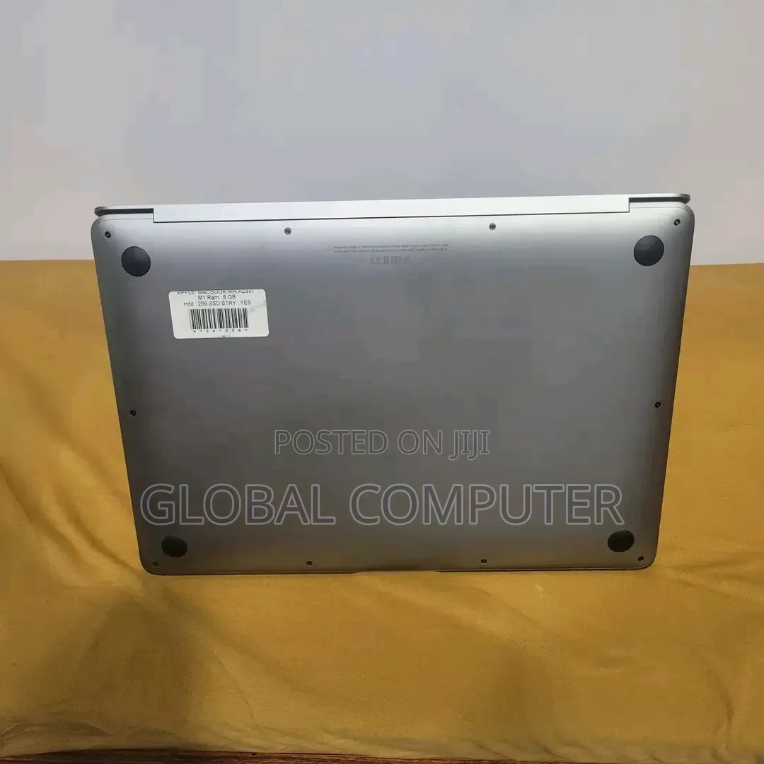 New Laptop Apple MacBook Air 2020 M1 8GB Apple M1 SSD 512GB