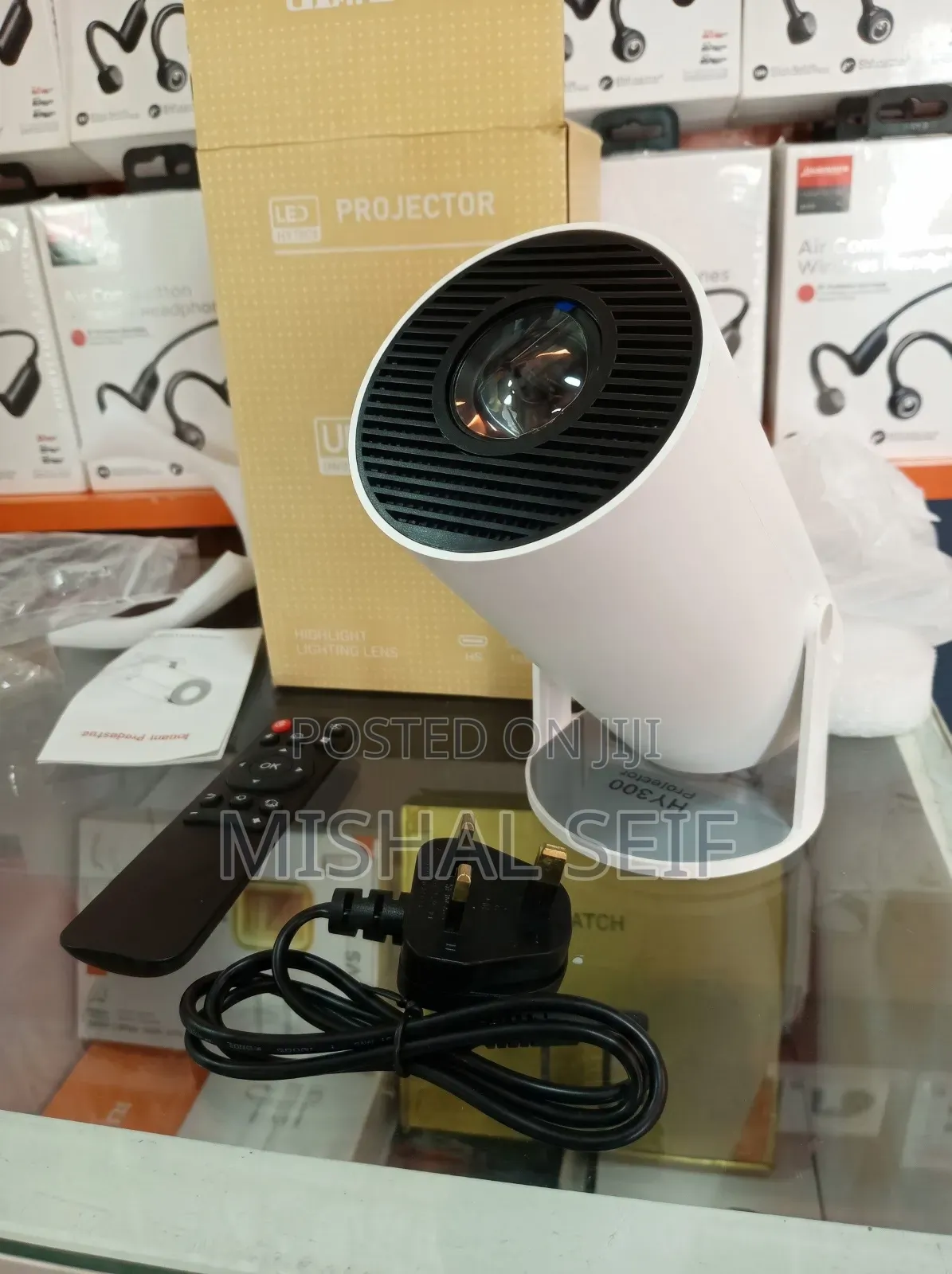 Ultra 4K Smart Projectors
