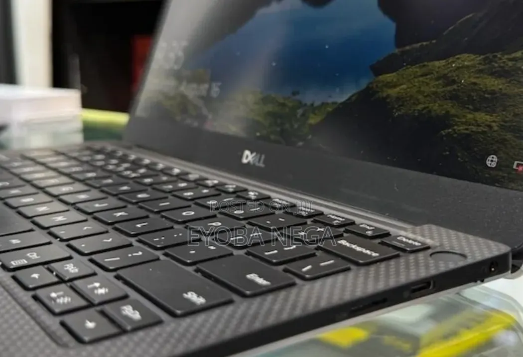 New Laptop Dell XPS 13 16GB Intel Core i7 SSD 512GB