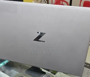 New Laptop HP ZBook Firefly G8 16GB Intel Core i7 SSD 512GB