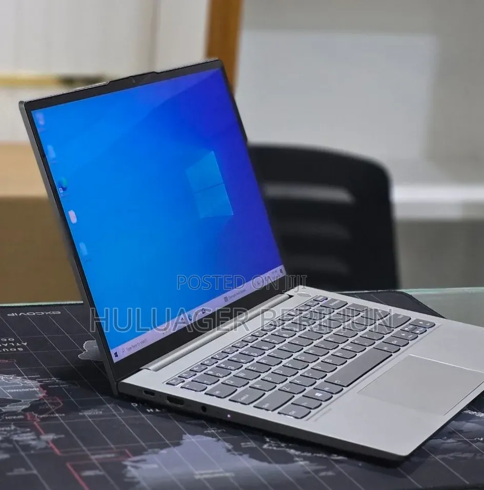 New Laptop Lenovo ThinkBook 13 16GB Intel Core i7 SSD 512GB