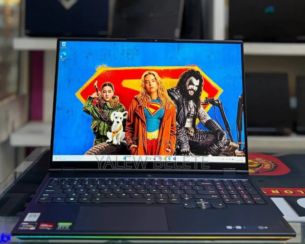 New Laptop Lenovo Legion 9 32GB AMD Ryzen 9 SSD 1T
