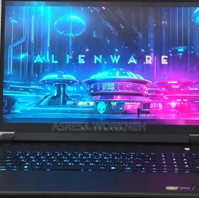 New Laptop Alienware 32GB Intel Core i9 SSD 2T
