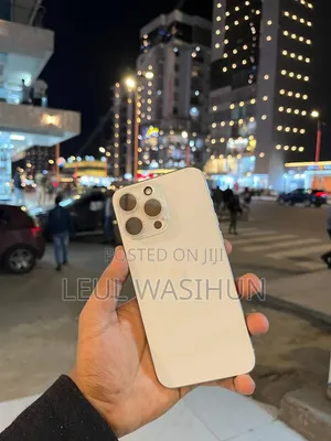 Apple iPhone 15 Pro Max 256 GB Gold