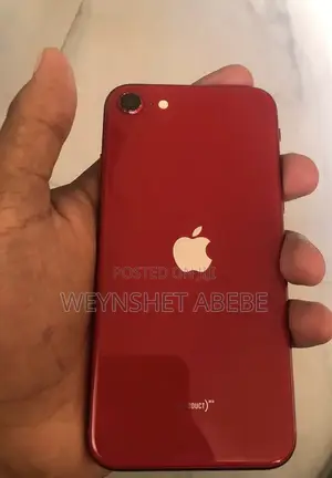 Apple iPhone SE (2022) 64 GB Red