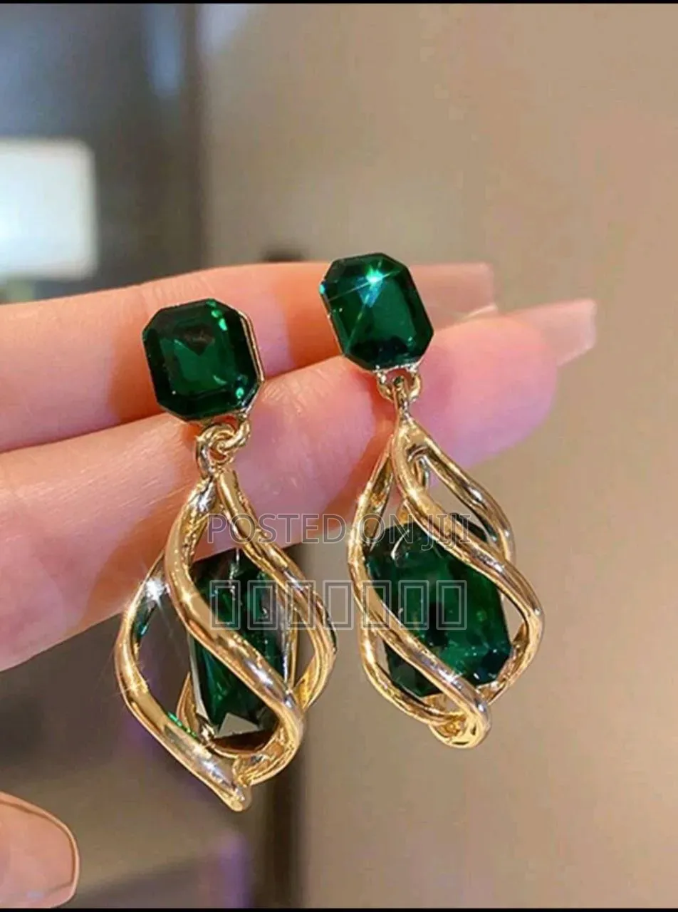 All Jewelries Like Necklaces, Bracelets,rings , Earrings and Watches