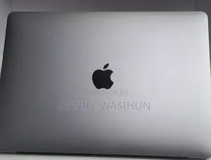 New Laptop Apple MacBook Pro 2020 M1 8GB Apple M1 Pro SSD 256GB
