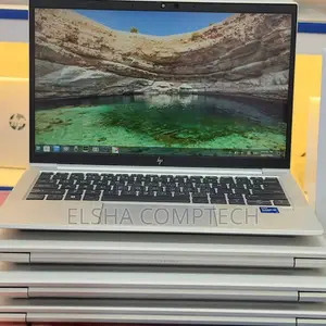 New Laptop HP EliteBook 830 8GB Intel Core i7 SSD 512GB