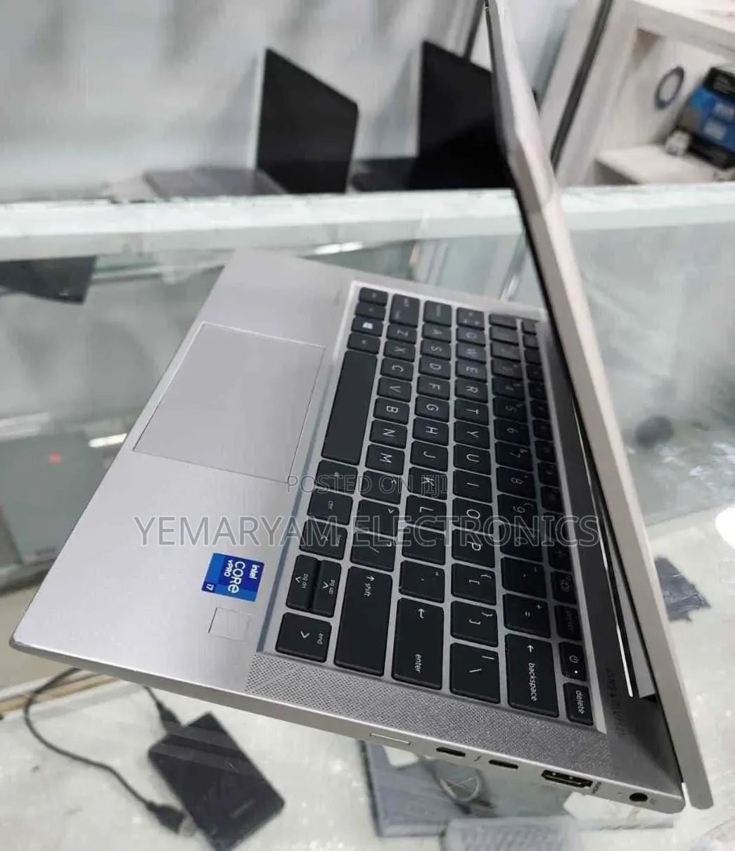 New Laptop HP EliteBook 840 G8 16GB Intel Core i7 SSD 512GB