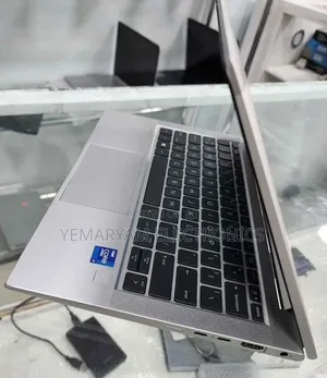New Laptop HP EliteBook 840 G8 16GB Intel Core i7 SSD 512GB