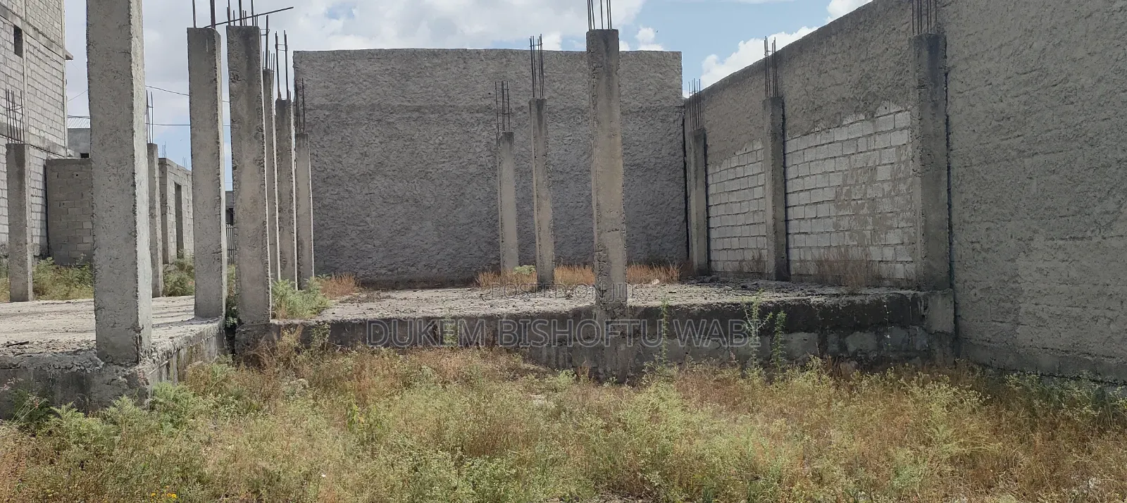 8bdrm Townhouse/Terrace in Dukem Bishoftu, East Shewa for sale