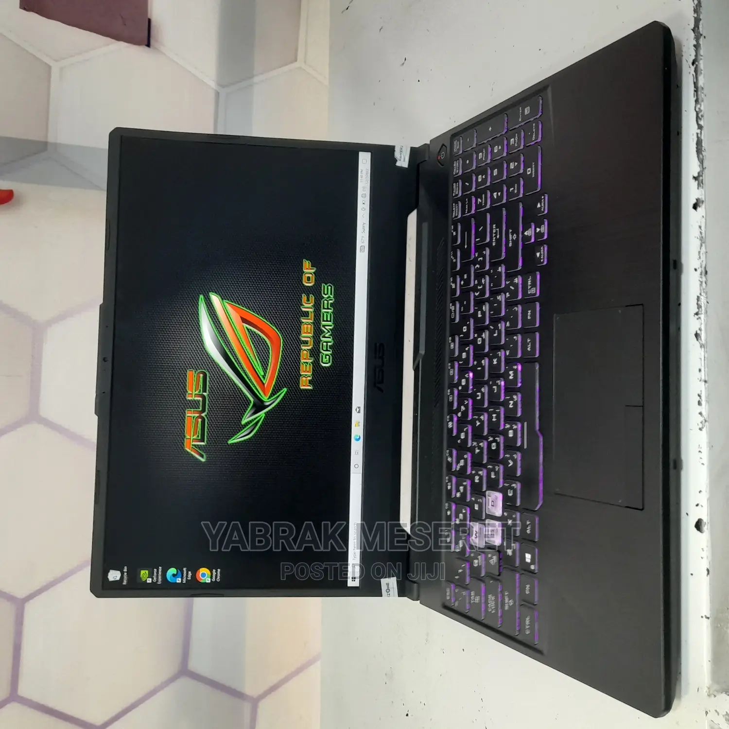New Laptop Asus 12GB AMD Ryzen 7 SSD 1T
