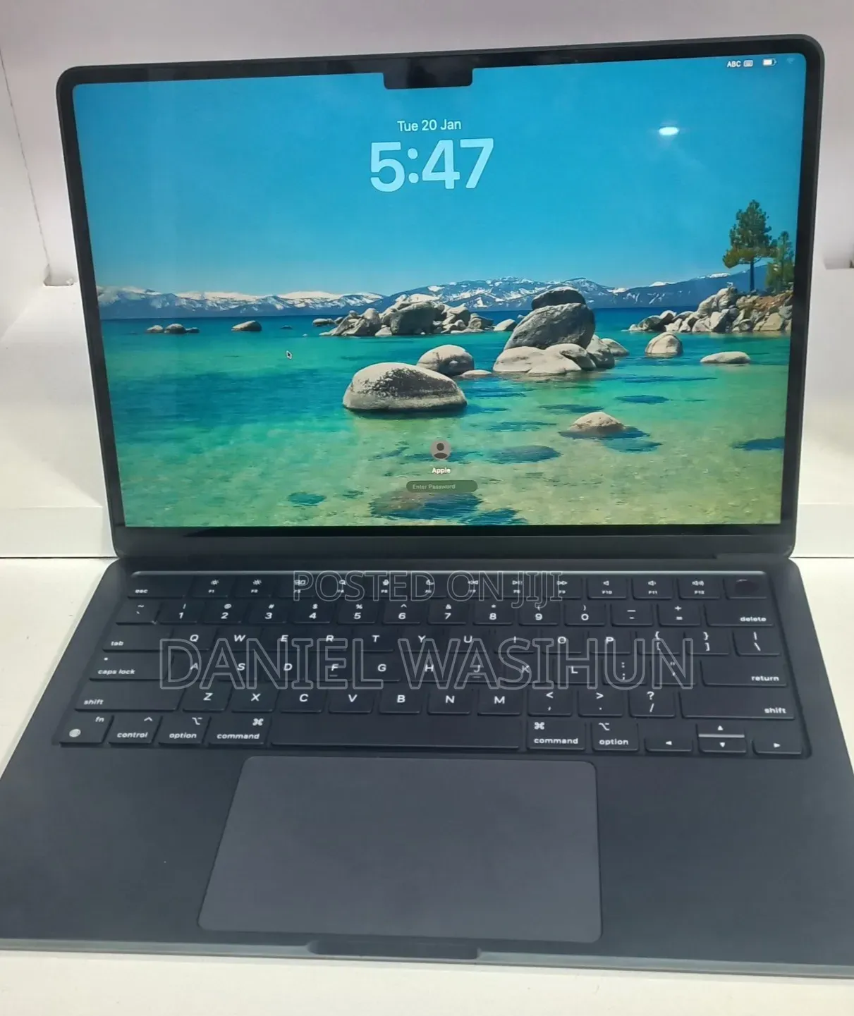 New Laptop Apple MacBook Air 2022 M2 8GB Apple M2 SSD 256GB