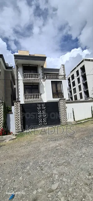 Furnished 6bdrm Townhouse/Terrace in Bole Ayat for sale