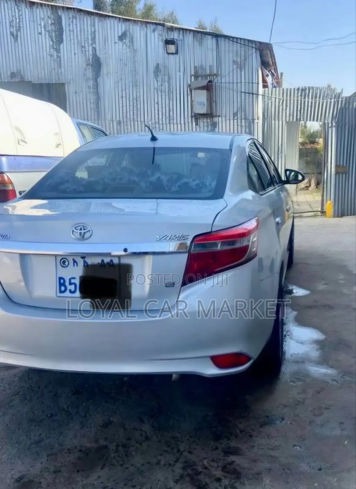 Toyota Yaris 2016 Silver