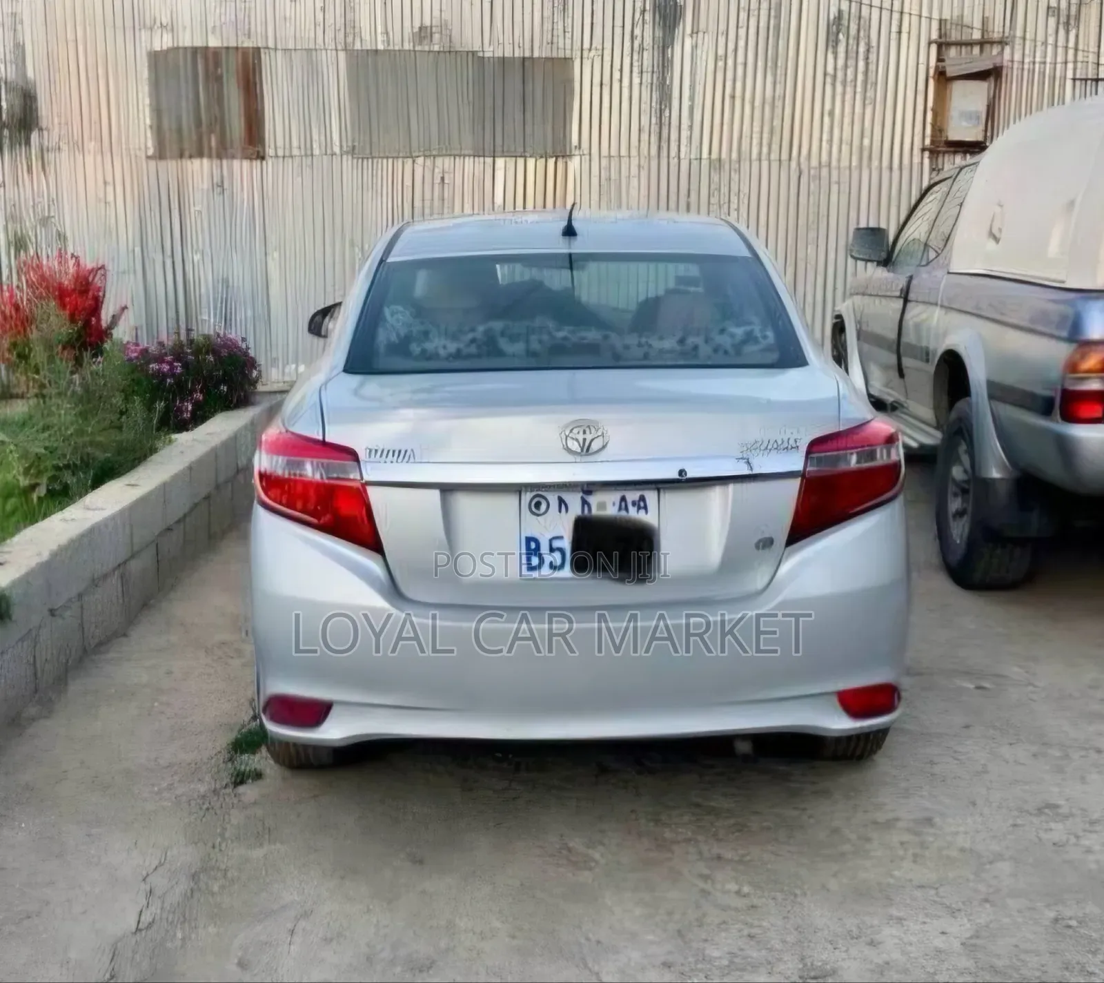 Toyota Yaris 2016 Silver
