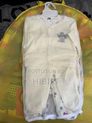 8 Pieces of Baby Clothing
