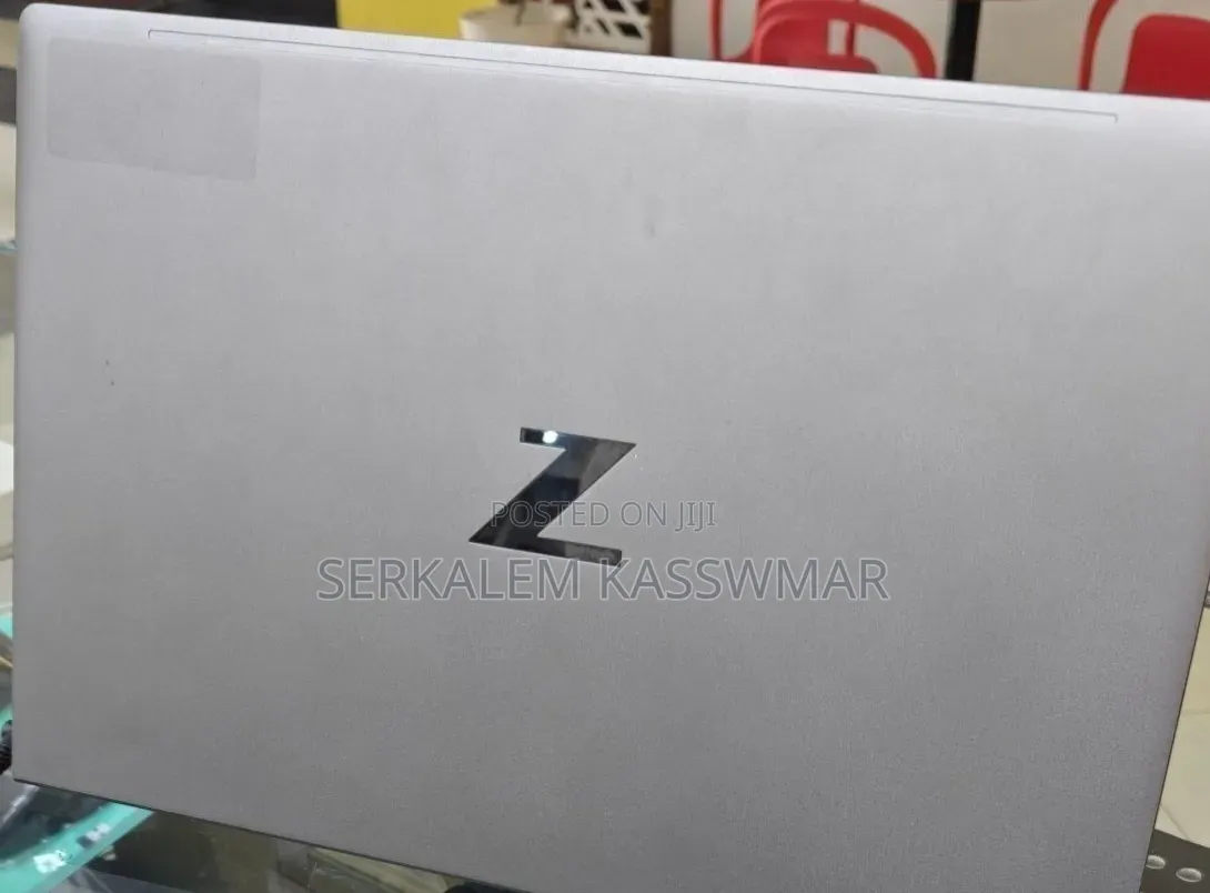 New Laptop HP ZBook 15 16GB Intel Core i7 SSD 512GB