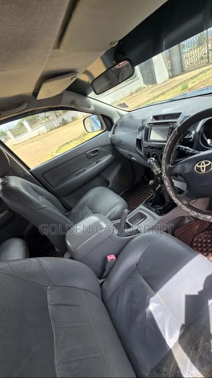 Toyota Hilux 2007 Blue
