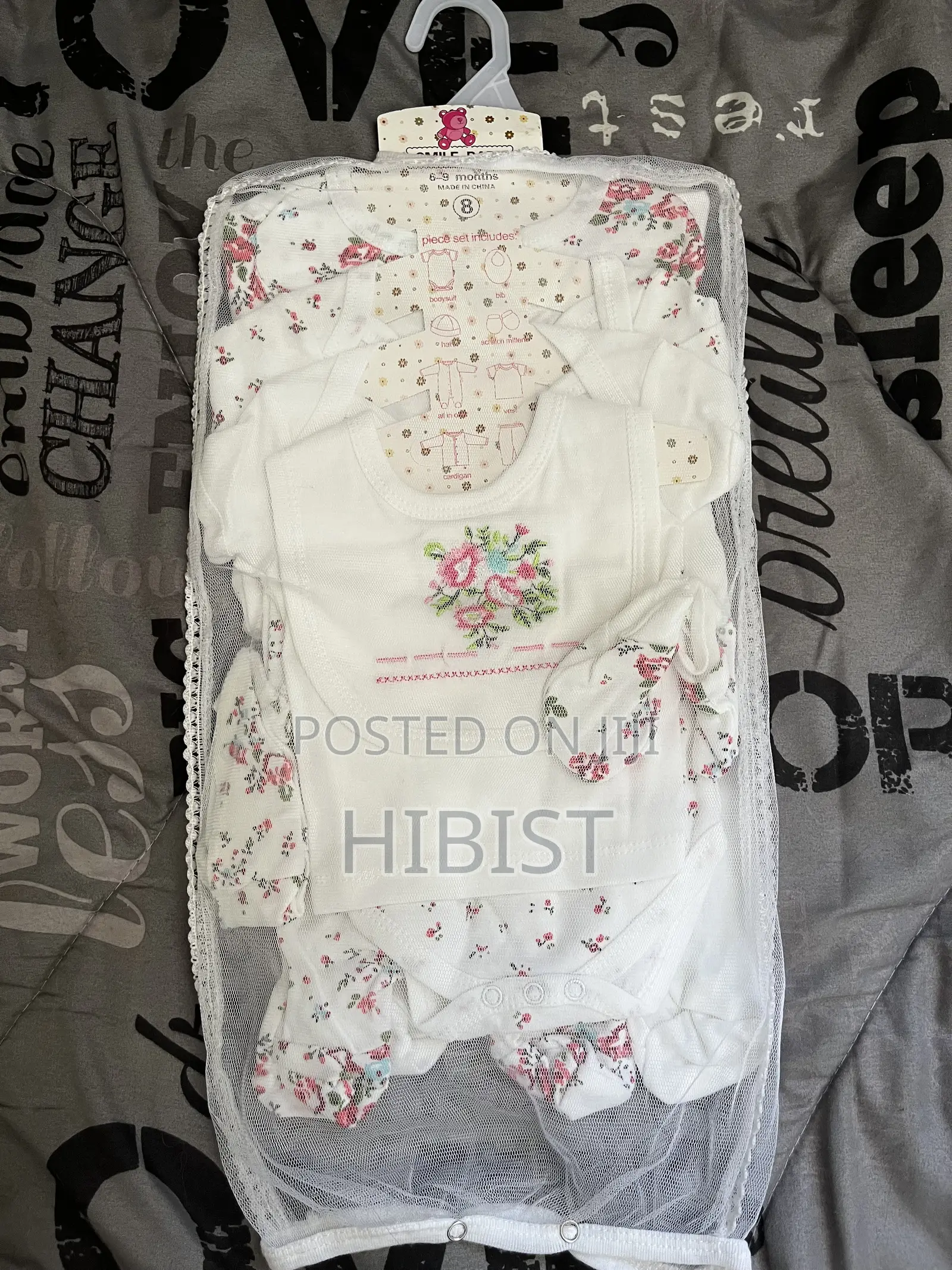 8 Pieces of Clothing Set
