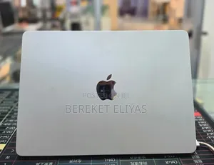New Laptop Apple MacBook Air 2025 M4 16GB Apple M4 SSD 256GB