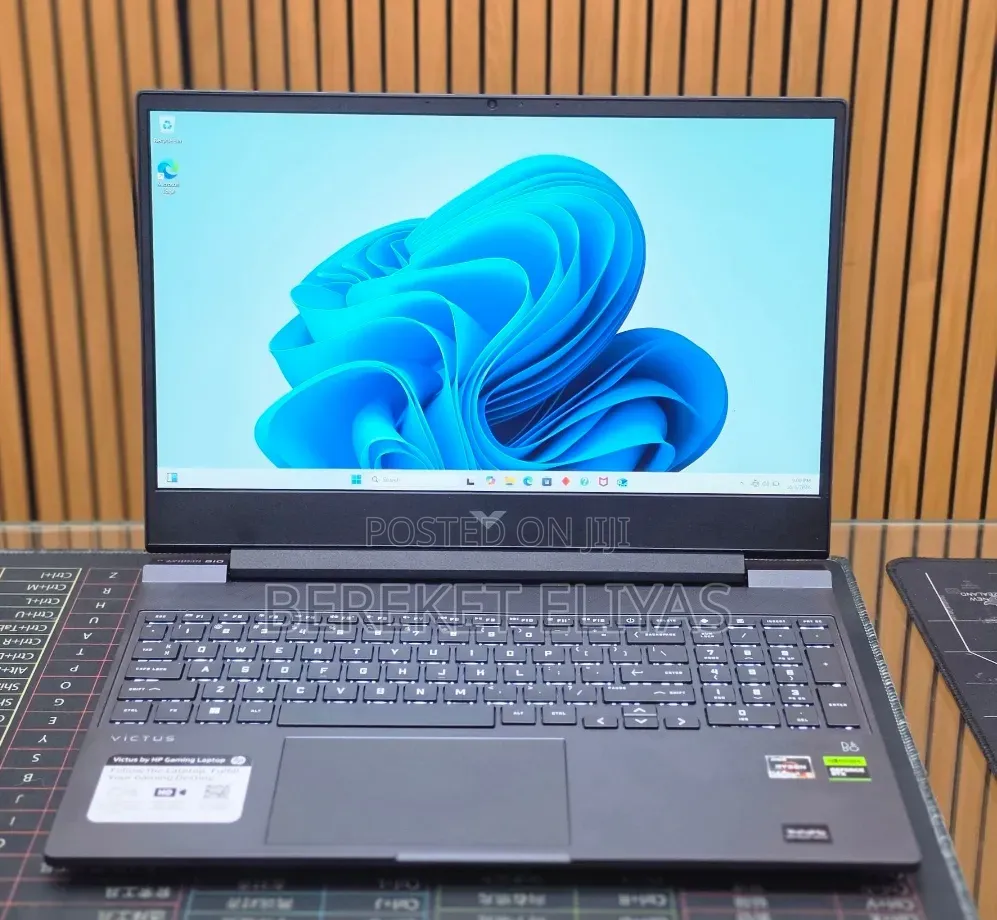 New Laptop HP Victus 15 8GB AMD Ryzen 5 SSD 512GB