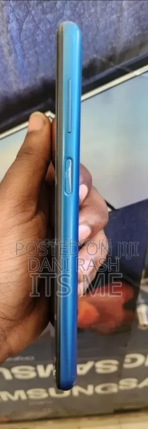 Samsung Galaxy M12 64 GB Blue