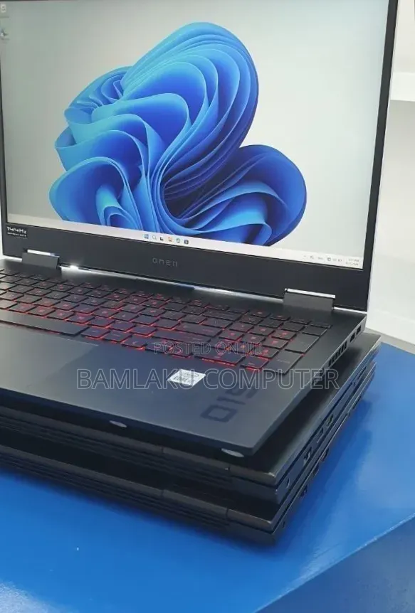 New Laptop HP Omen 16 16GB Intel Core i7 SSD 512GB