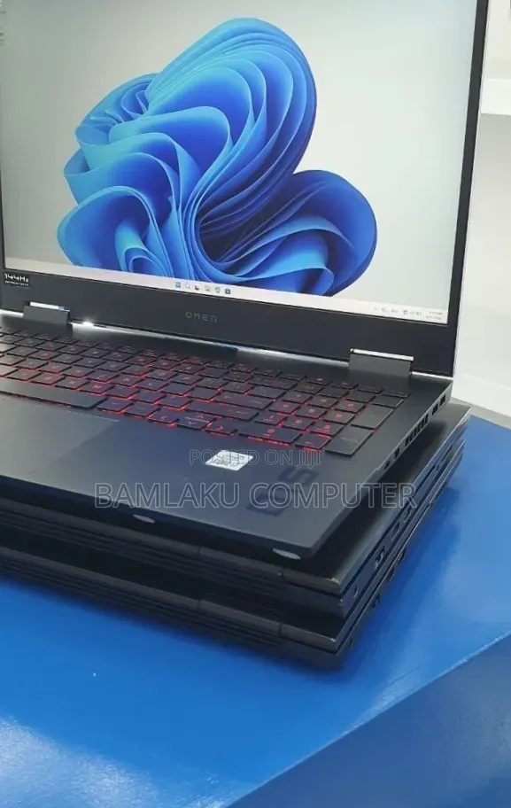 New Laptop HP Omen 16 16GB Intel Core i7 SSD 512GB
