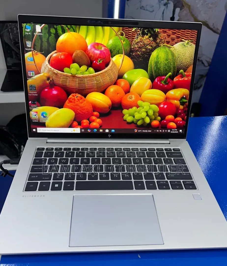 New Laptop HP EliteBook 840 G9 16GB Intel Core i7 SSD 512GB
