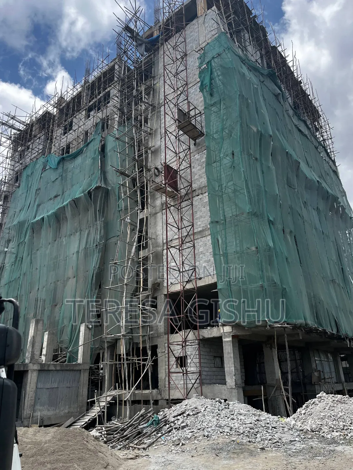 2bdrm Apartment in High Rise Real, Bole for sale
