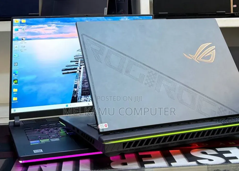 New Laptop Asus ROG Strix G16 16GB Intel Core i9 SSD 1T