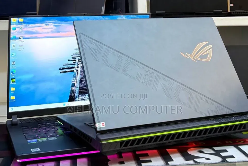 New Laptop Asus ROG Strix G16 16GB Intel Core i9 SSD 1T