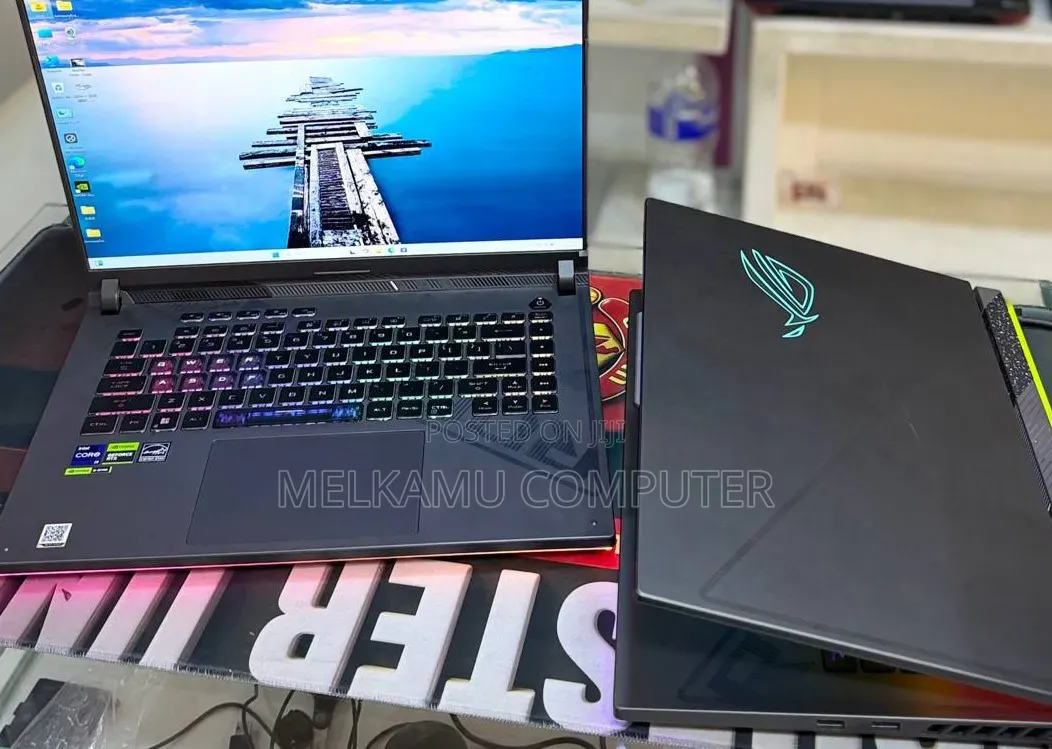 New Laptop Asus ROG Strix G16 16GB Intel Core i9 SSD 1T