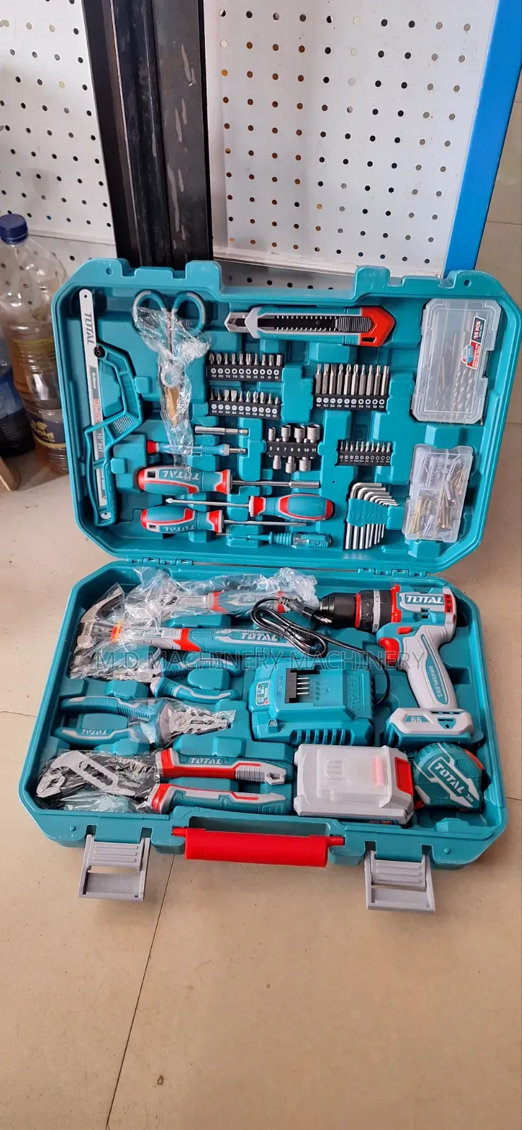 Drill While Toolbox