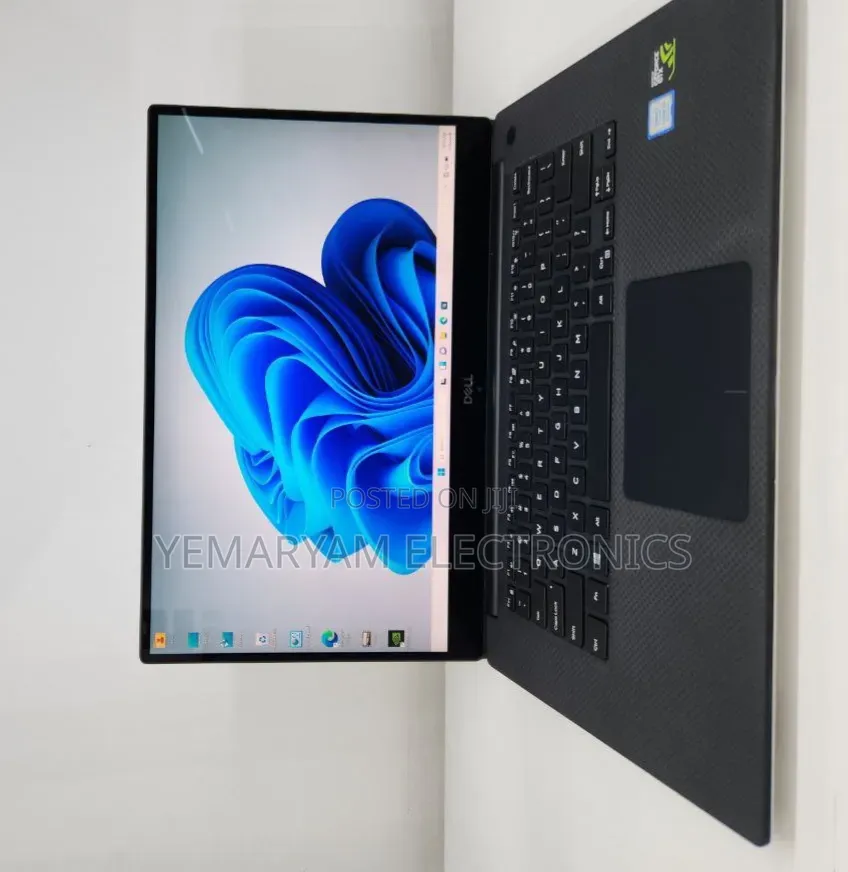 New Laptop Dell XPS 15 16GB Intel Core i7 SSD 512GB
