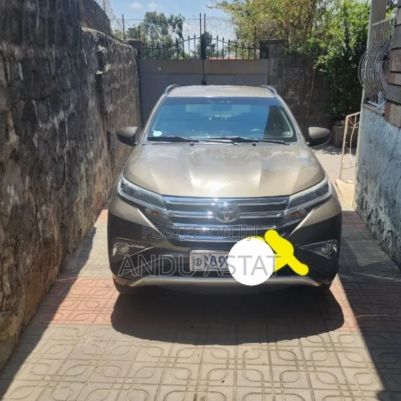 Toyota Rush 2021 Gray
