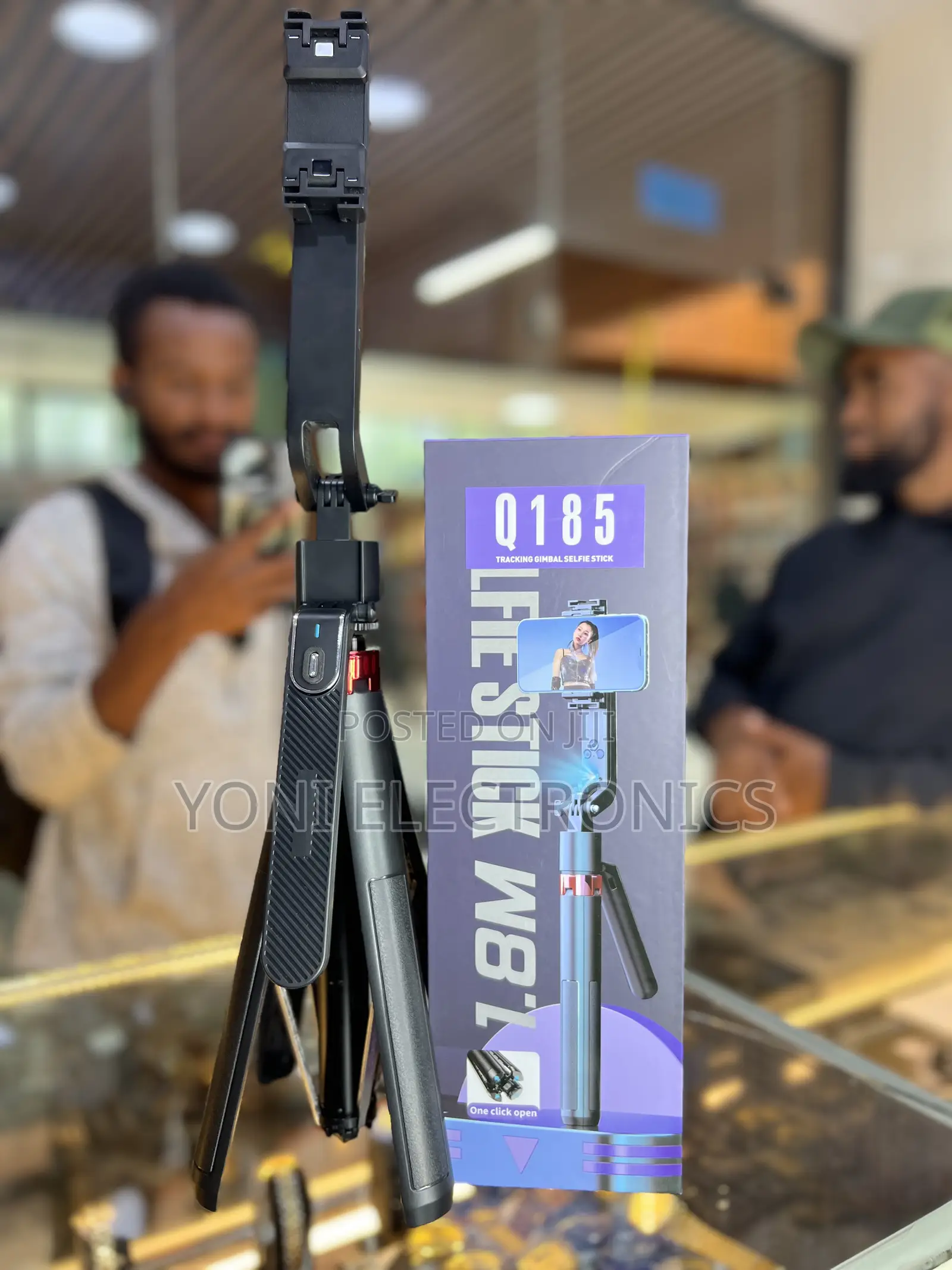 Q185 Tracking Gimbal Selfie Stick