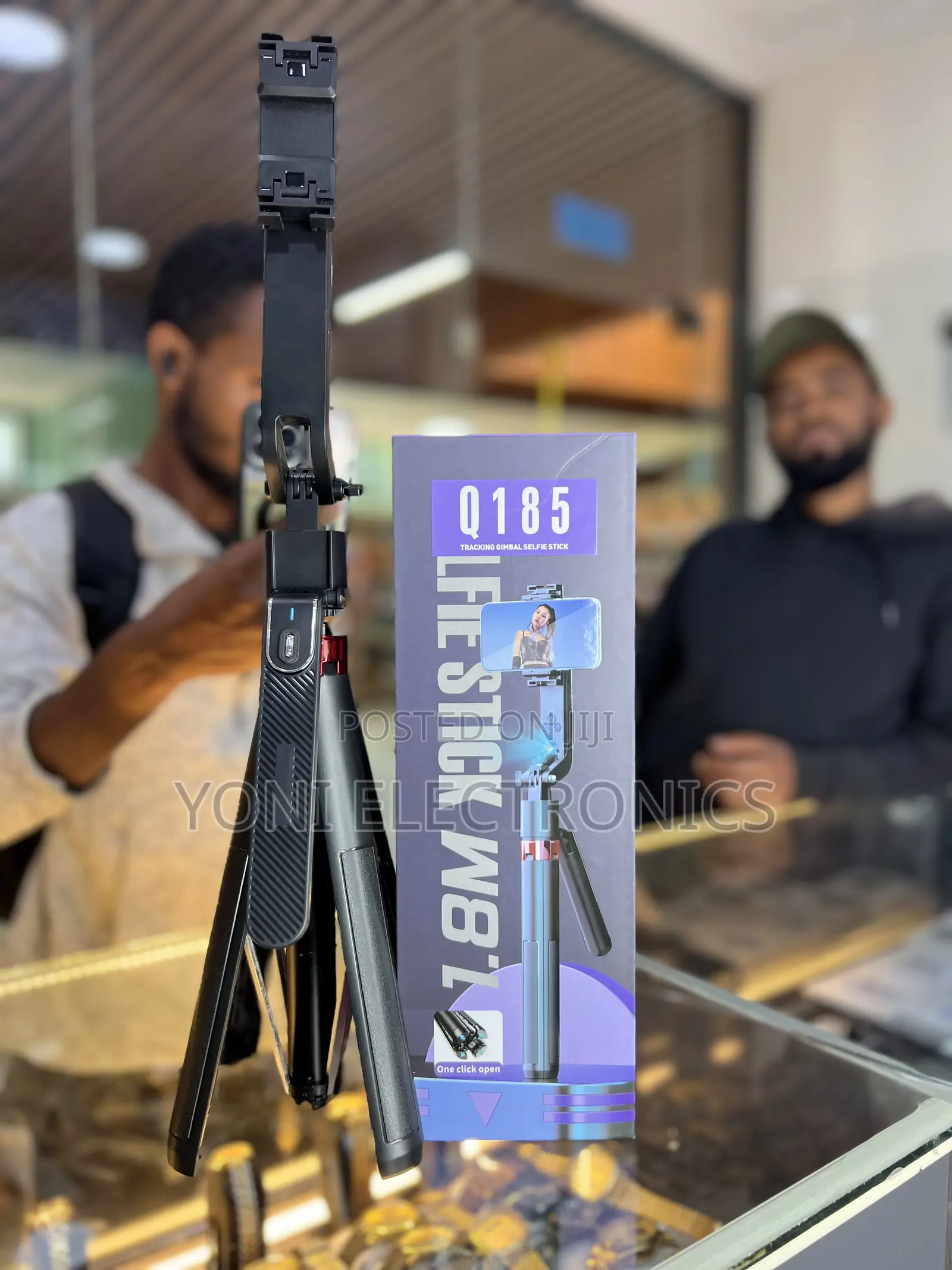 Q185 Tracking Gimbal Selfie Stick