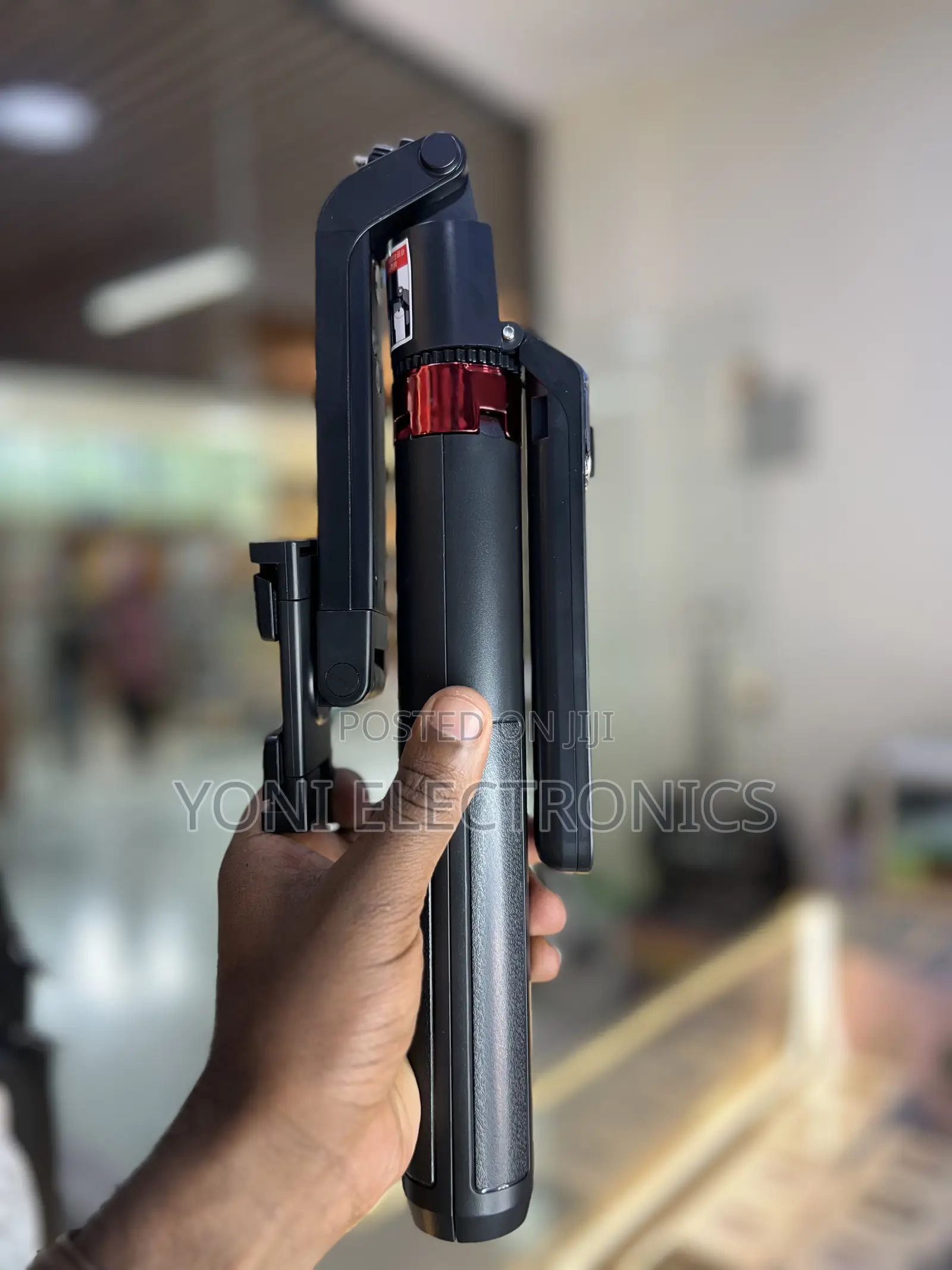 Q185 Tracking Gimbal Selfie Stick