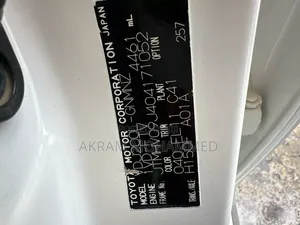 Toyota Land Cruiser 2012 White