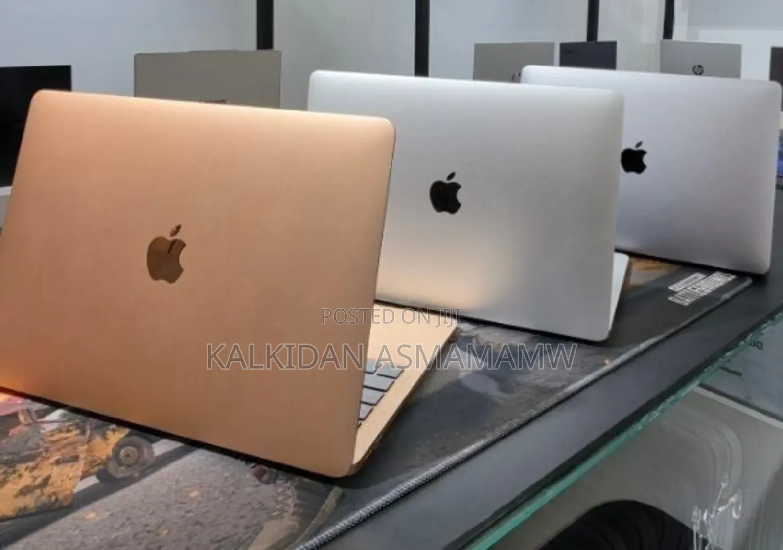 New Laptop Apple MacBook Air 2020 M1 8GB Apple M1 SSD 256GB