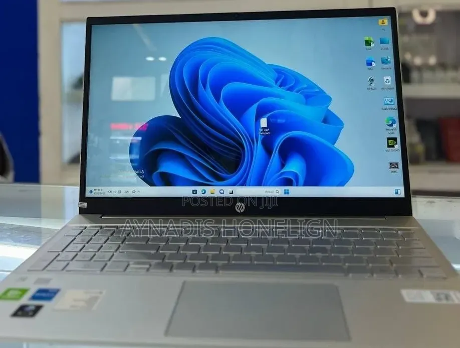 New Laptop HP Pavilion 14 16GB Intel Core i5 SSD 512GB